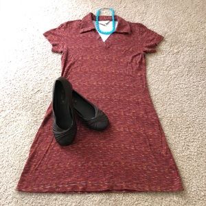 Summer cotton dress, V neck with collar.